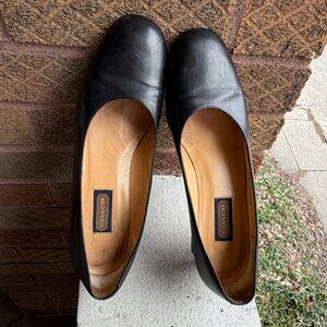 Vintage Coach Italy Black Leather Chunky Heel Pump 2" Low Heel 9 AA Classics!